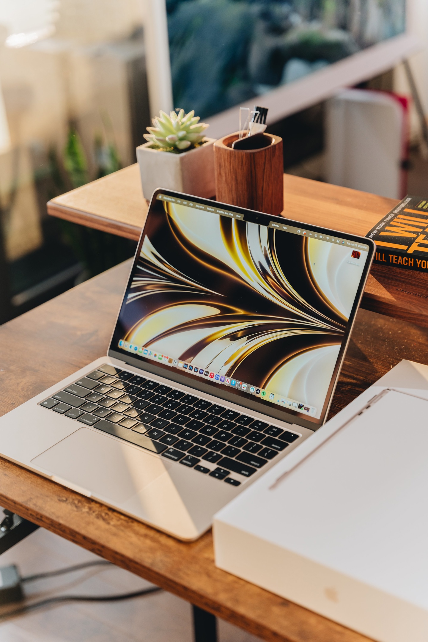 苹果 M2 MacBook Air 今日开售,首批订单现已交付给新西兰和澳大利亚客户