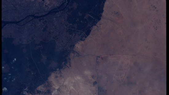 太空中肉眼可见哪些人造建筑?中国三峡大坝上榜