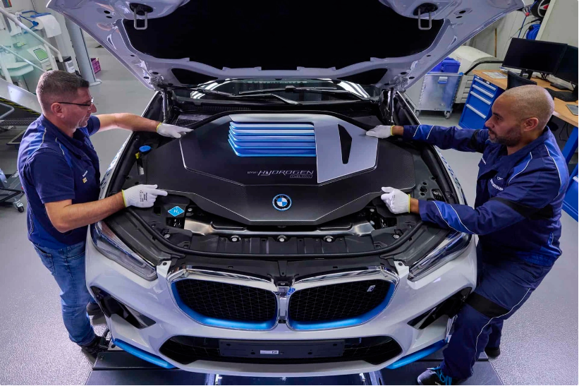 宝马 iX5 Hydrogen 氢燃料电池 SUV 开始生产,明年上路测试