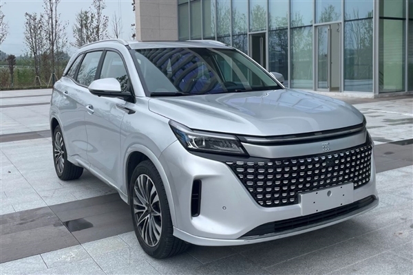 比亚迪DM-i再外放 东风小康风光蓝电E5官图发布:综合续航1150km