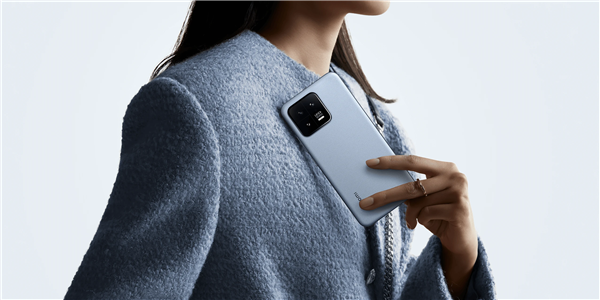 小米13打破安卓手机亮度纪录!雷军:显示效果特别好