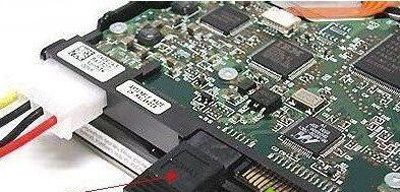 win7提示该磁盘处于脱机状态怎么解决?