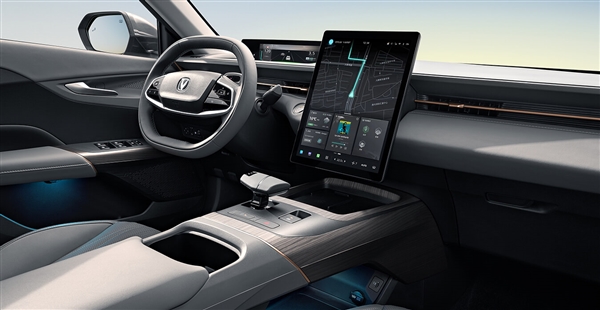 硬刚10万级合资燃油车!长安逸达预售:1.5T蓝鲸动力 8.99万起