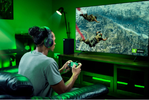 30小时超长续航,雷蛇噬魂鲨极速版 Xbox 耳机值得期待