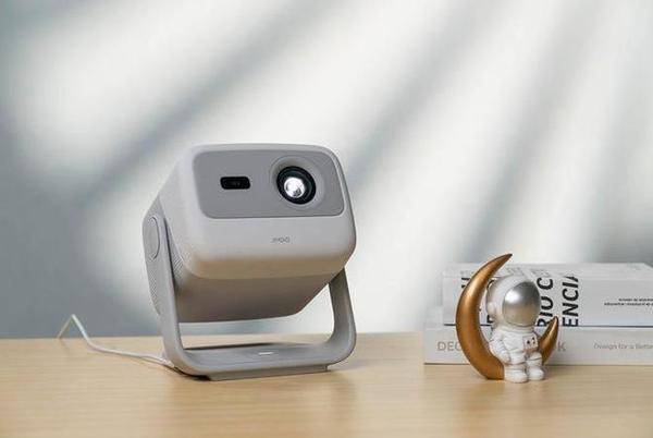 618平价投影仪推荐,平价投影仪十不选,哪款投影仪更值得推荐?