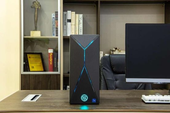 硬实力+高颜值,华硕天选X2023玩出自我游戏态度