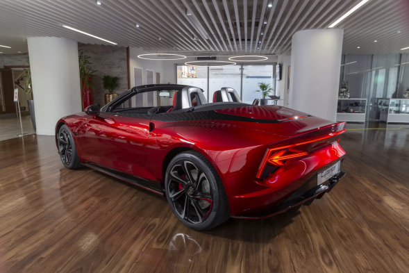 MG Cyberster:普通人负担得起的电动跑车即将登陆欧洲